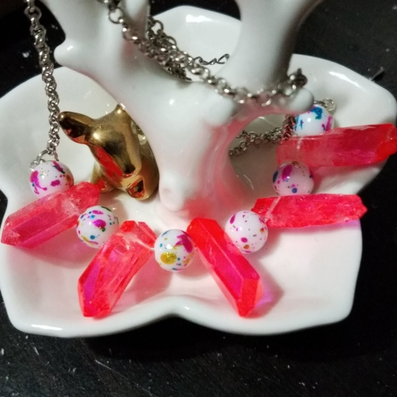 Neon stone necklace - Picture 4 of 5